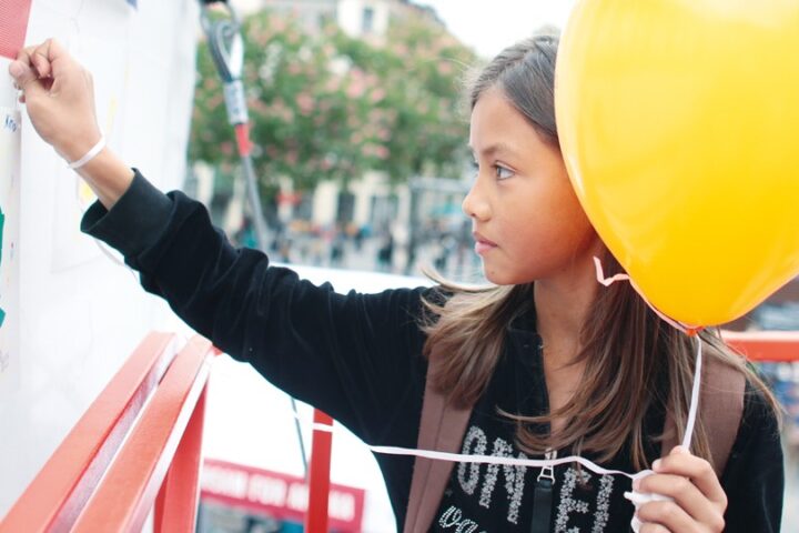 Unsere Straßenaktion 2013 zum 1. Deutschen Entwicklungstag._©GEMEINSAM FÜR AFRIKA/Trappe