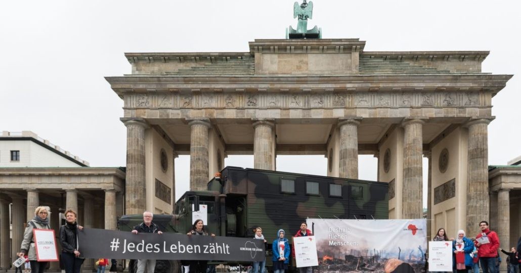 Straßensktion 2016 "Jedes Leben zählt!"_©Foto: GEMEINSAM FÜR AFRIKA/Pablo Ruiz