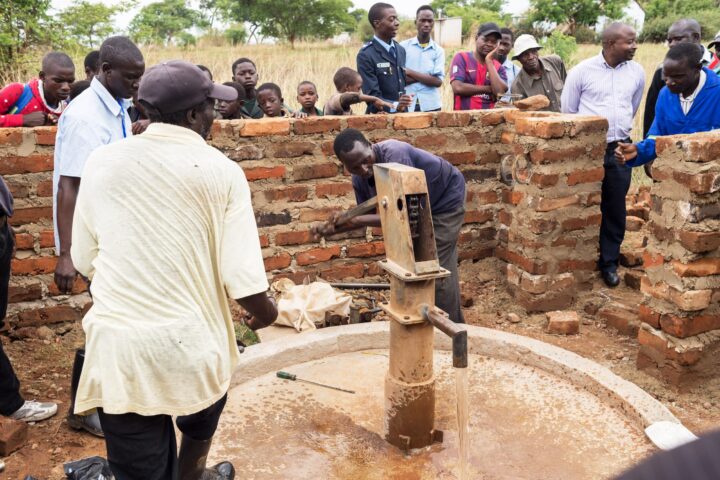 Sambia-Reise: Brunnenprojekt in Mukuni. Foto: GEMEINSAM FÜR AFRIKA