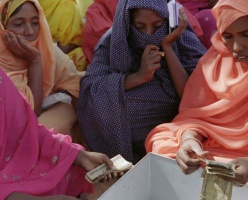 Frauen-Spargruppe im Tschad._©Care Deutschland-Luxemburg
