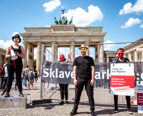 Pressefoto vom Sklavenmarkt in Berlin - Foto3 ©GEMEINSAM FUER AFRIKA/ Steffen Junghanß