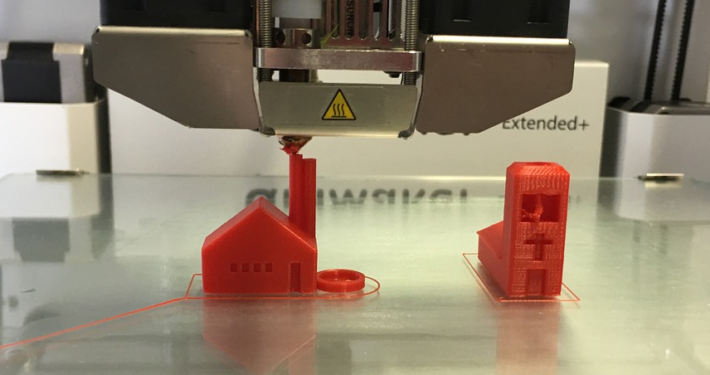 Symbolbild: 3D-Drucker in Aktion