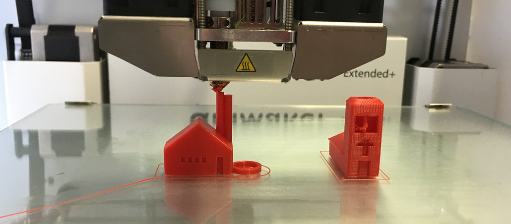 Symbolbild: 3D-Drucker in Aktion