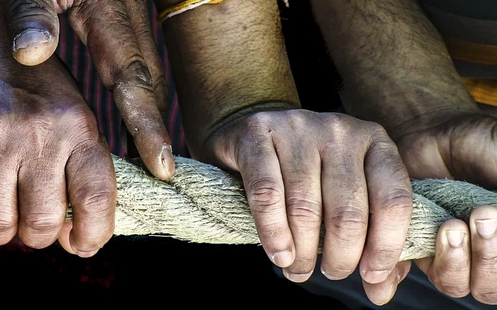 Symbolbild: Solidarität, alle ziehen an einem Strang