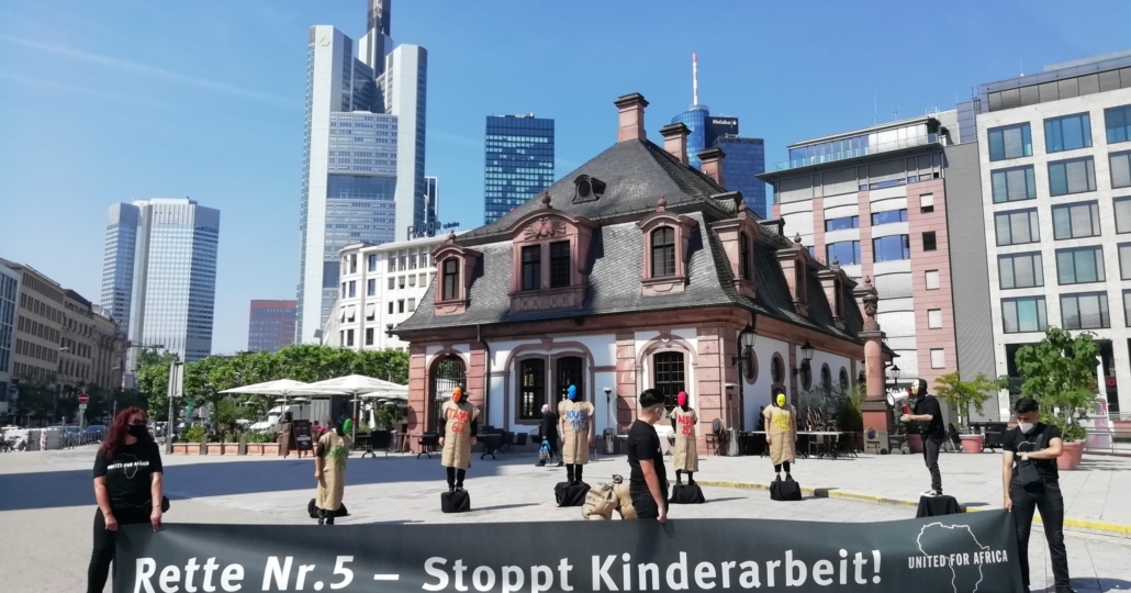 GEMEINSAM FÜR AFRIKA-Aktion gegen Kinderarbeit in Frankfurt_11062021