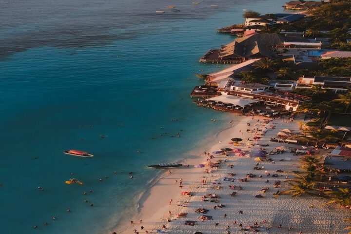 Zanzibar Insel Party