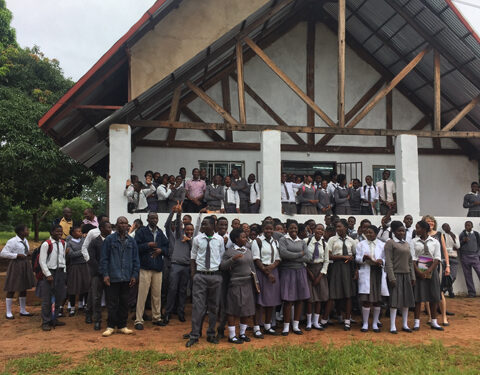 GLOBAL CARE in Sambia: Grundschule Ikonkaile